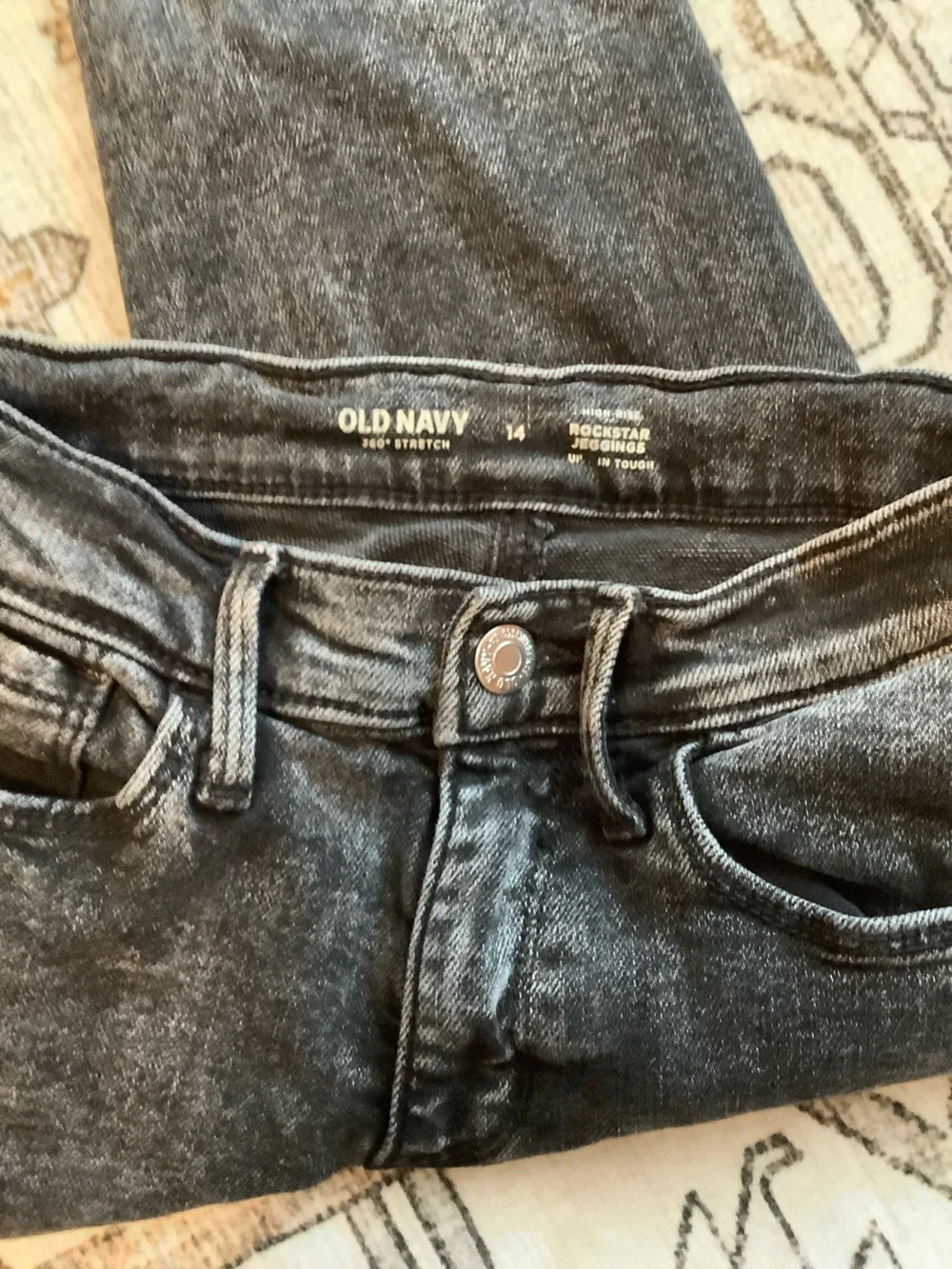 Girls Old Navy Black Acid-Wash Skinny Jeans